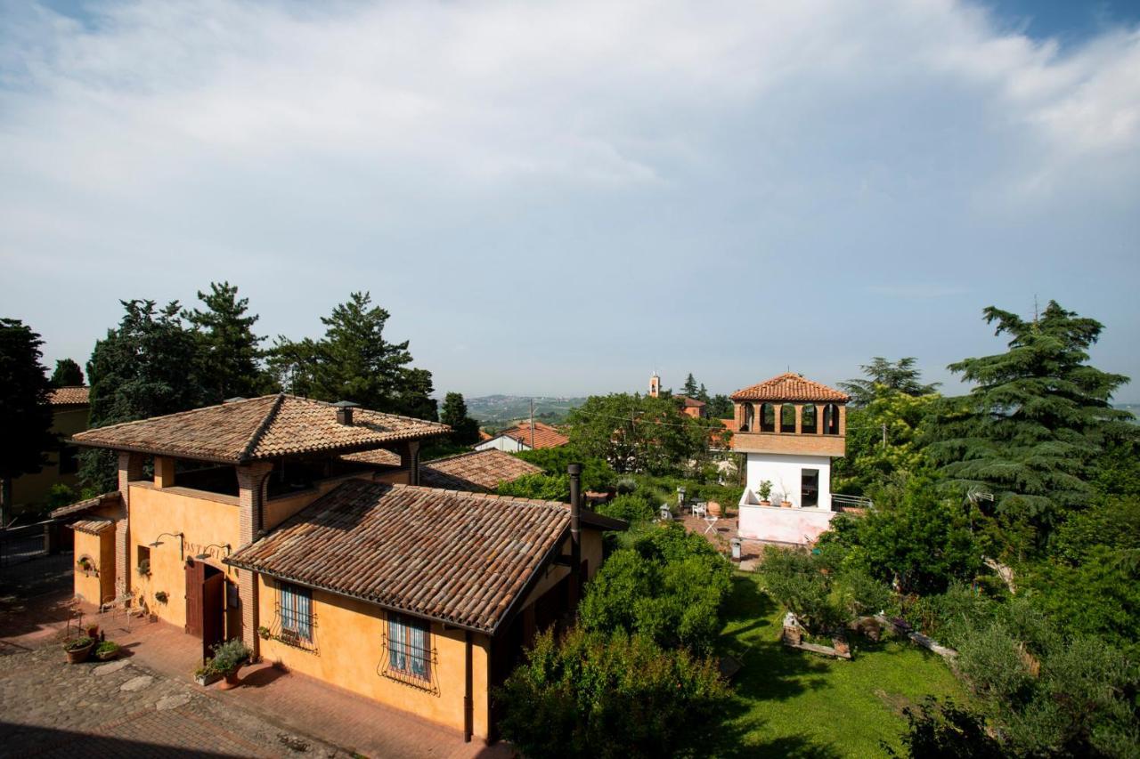 Il Giardino Dei Frati Bed & Breakfast Roncofreddo Dış mekan fotoğraf
