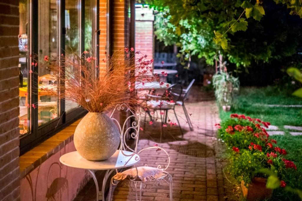 Il Giardino Dei Frati Bed & Breakfast Roncofreddo Dış mekan fotoğraf
